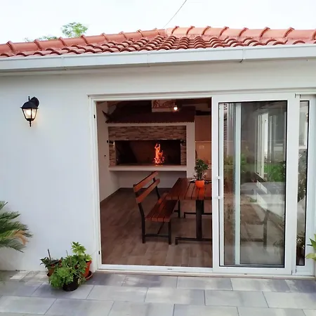 Perivoj Apartman Kaštela