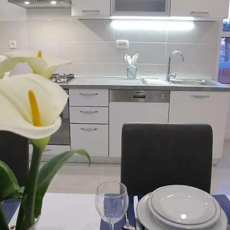 Perivoj Apartment